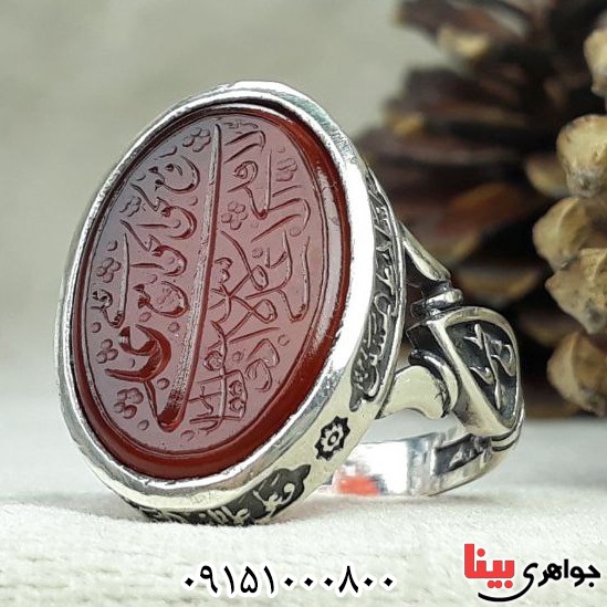 انگشتر عقیق قرمز خطی با حکاکی علی مع الحق و حق .... انگشتر عقیق قرمز خطی با حکاکی علی مع الحق و حق ....