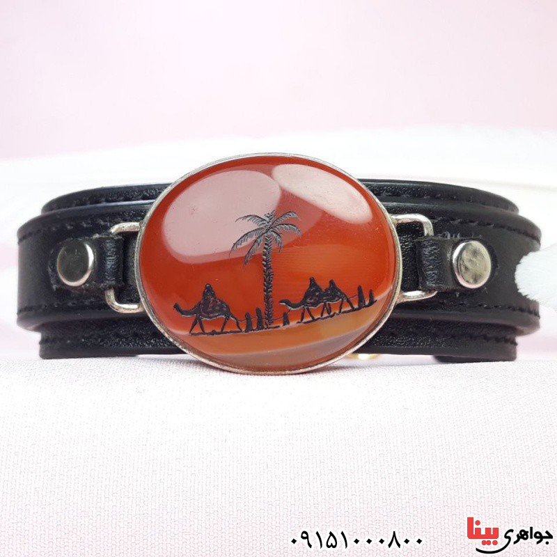 دستبند عقیق سلیمانی با حکاکی طرح کاروان اسرا در غروب عاشورا دستبند عقیق سلیمانی با حکاکی طرح کاروان اسرا در غروب عاشورا