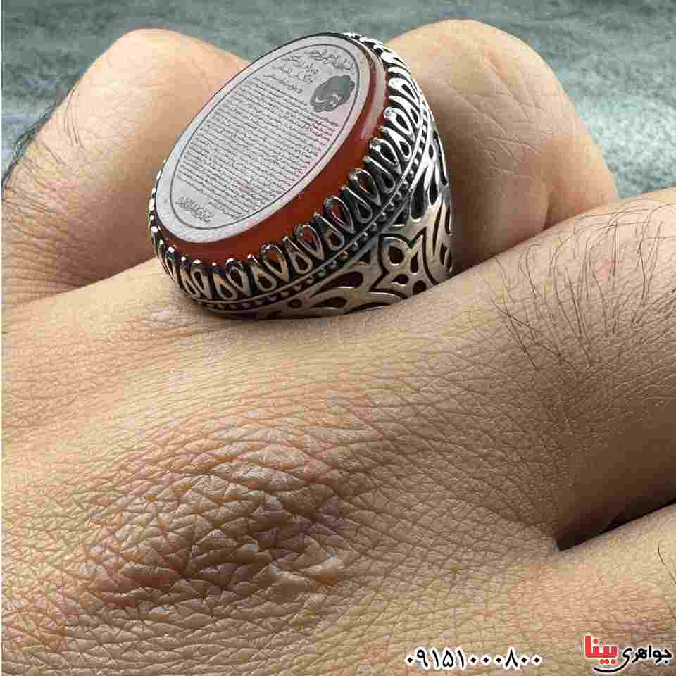 انگشتر عقیق زیبا با حکاکی پشت و روی سنگ _کد:33185