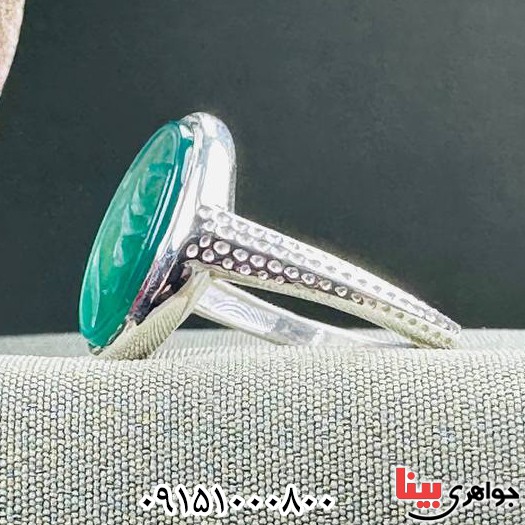 انگشتر عقیق سبز خطی بسیار خوشرنگ با حکاکی حسین _کد:33223