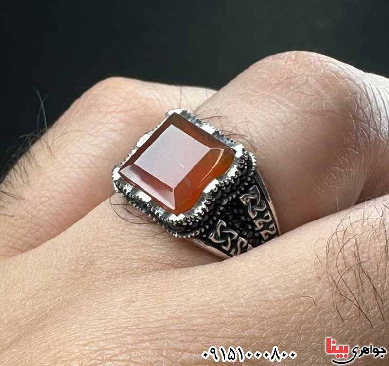 انگشتر عقیق یمنی خوشرنگ و زیبا مردانه _کد:33588
