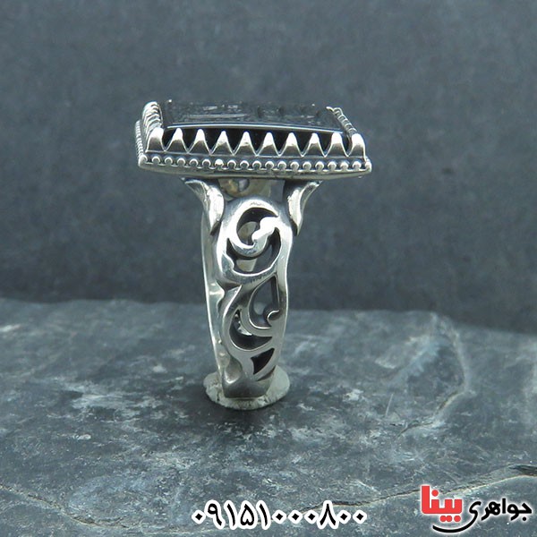 انگشتر عقیق سیاه (اونیکس) خطی بسیار زیبا با حکاکی الملک الله _کد:33636
