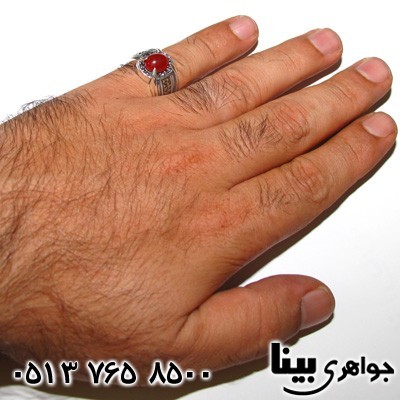 انگشتر عقیق قرمز و سیاه چهارچنگ