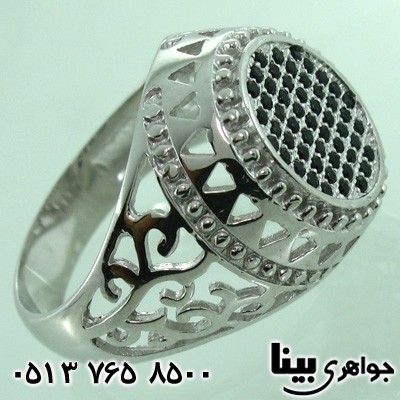 انگشتر عقیق سیاه (اونیکس) اره کاری شده