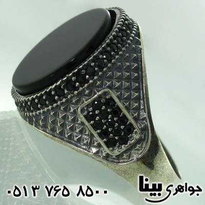 انگشتر عقیق سیاه (اونیکس) درشت دایره ای