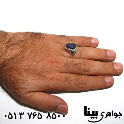 انگشتر یاقوت کبود درشت تراش برلیانی مردانه طرح سما