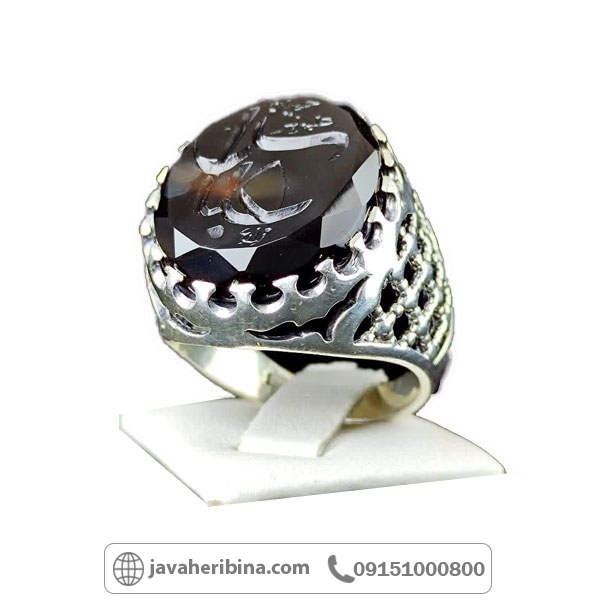 انگشتر عقیق یمنی سیاه با حکاکی عباس علمدار حسین _کد:34804