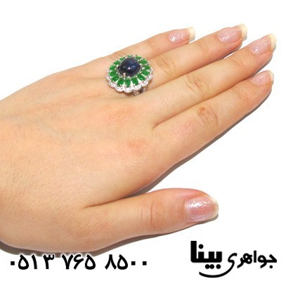 انگشتر یاقوت کبود درشت دایره و جید سبز اشرافی زنانه
