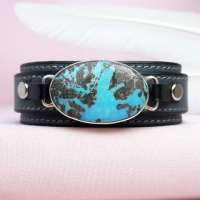 دستبند فیروزه نیشابوری مردانه با چرم طبیعی 