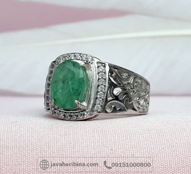انگشتر زمرد نقره مردانه فاخر و زیبا _کد:34956 انگشتر زمرد نقره مردانه فاخر و زیبا _کد:34956