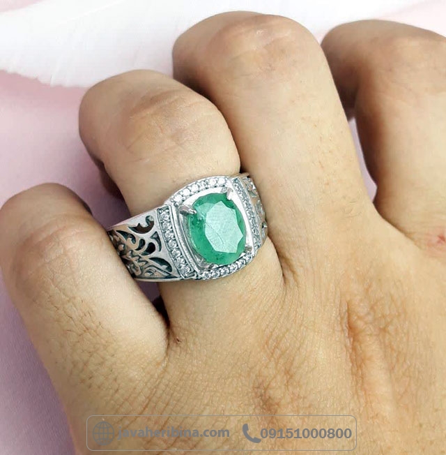 انگشتر زمرد نقره مردانه فاخر و زیبا _کد:34956 انگشتر زمرد نقره مردانه فاخر و زیبا _کد:34956