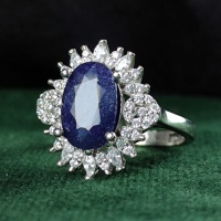 انگشتر یاقوت کبود نقره زنانه بسیار زیبا 