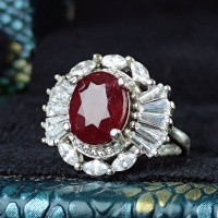 انگشتر یاقوت سرخ نقره زنانه بسیار خوش رنگ 