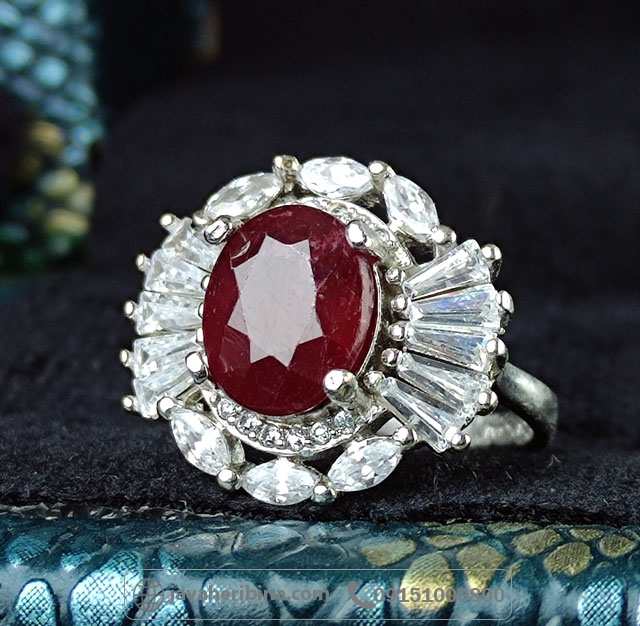 انگشتر یاقوت سرخ نقره زنانه بسیار خوش رنگ _کد:34976