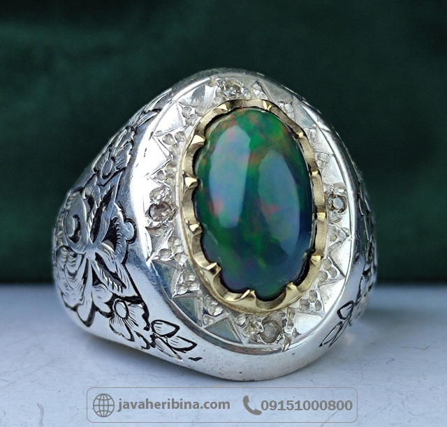 انگشتر اوپال اتیوپی با مخراج 4 قطعه برلیان _کد:34987