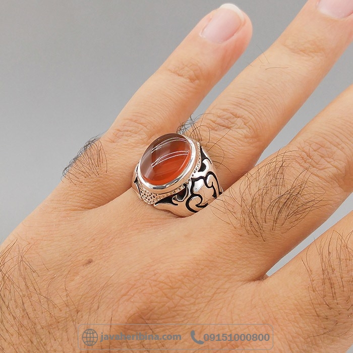 انگشتر عقیق یمنی سرخ لوکس وفاخر با رکاب کادری _کد:35014