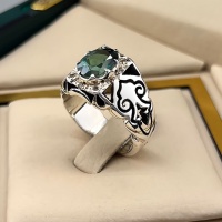 انگشتر توپاز سبز با مخراج 10 قطعه الماس 