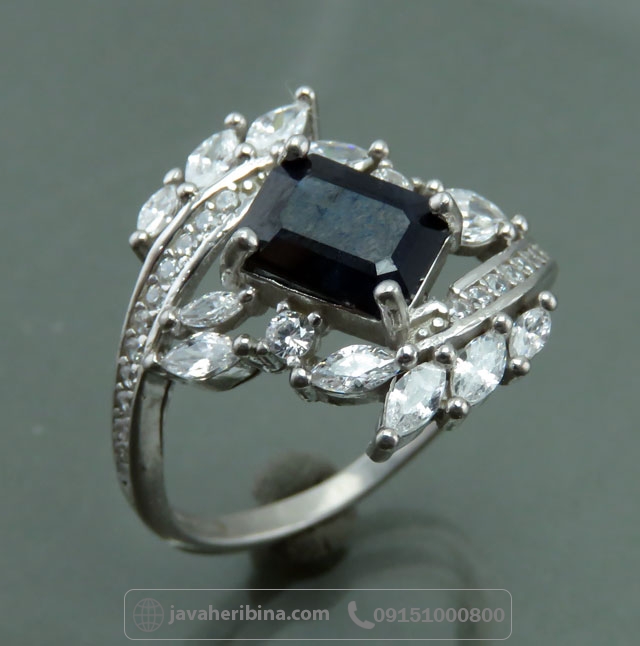 انگشتر یاقوت کبود نقره زنانه بسیار زیبا _کد:35039