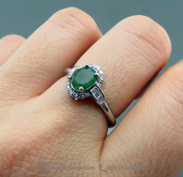 انگشتر زمرد نقره زنانه _کد:35047