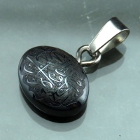 گردنبند حدید با حکاکی صلوات 