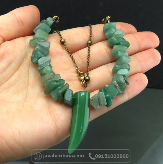 سینه ریز یشم زیبا و خوش رنگ با تراش خاص _کد:35072