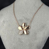 گردنبند نقره طرح گل همراه با زنجیر با روکش رودیوم 