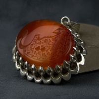 گردنبند عقیق یمنی پرتقالی با حکاکی الحسین 