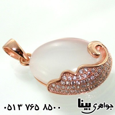 گردنبند سنگ ماه (مون استون) سفید طرح برگ زنانه