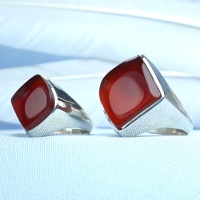 انگشتر عقیق قرمز ست زنانه و مردانه طرح نقطه بسم الله پشت بسته حرزدار 