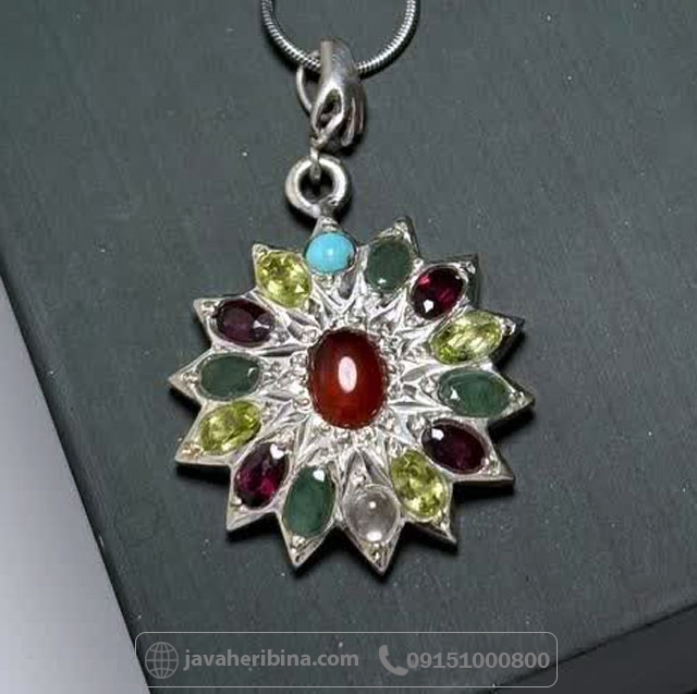 گردنبند چند جواهر نقره طرح خورشید درشت و زیبا _کد:35279