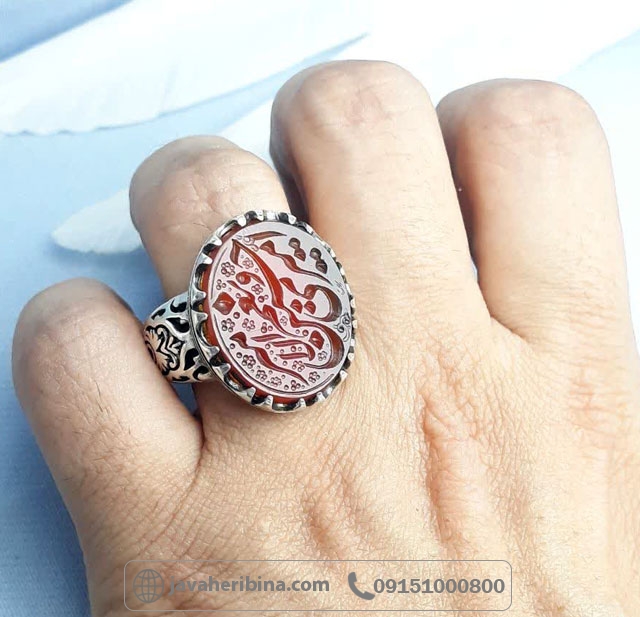 انگشتر عقیق قرمز نقره مردانه با حکاکی امیری حسین و نعم الامیر _کد:35483
