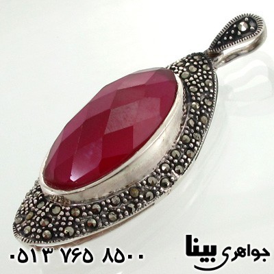 گردنبند یاقوت سرخ و حدید طرح منظومه درشت زنانه