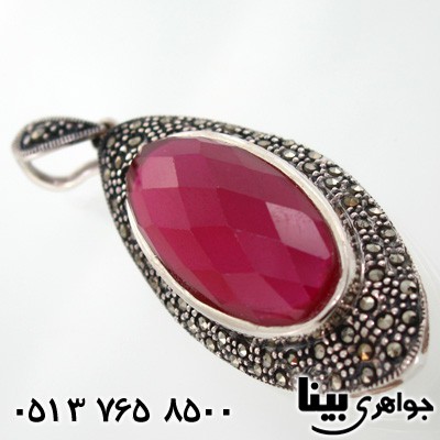 گردنبند یاقوت سرخ و حدید طرح منظومه درشت زنانه