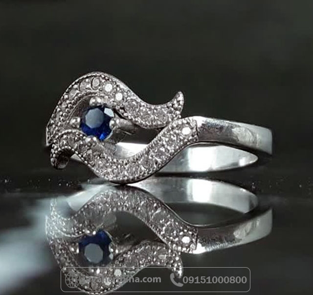 انگشتر نقره طرح یاقوت کبود بسیار زیبا _کد:35624