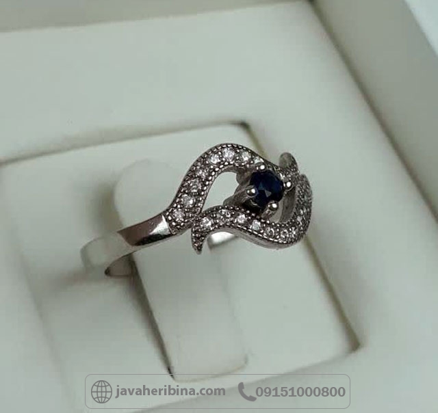 انگشتر نقره طرح یاقوت کبود بسیار زیبا _کد:35624