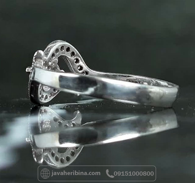 انگشتر نقره طرح یاقوت کبود بسیار زیبا _کد:35624