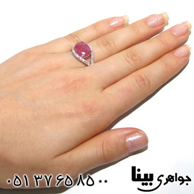 انگشتر یاقوت سرخ بیضی زنانه درشت