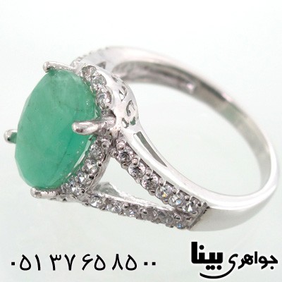 انگشتر زمرد بیضی زنانه درشت کلاسیک