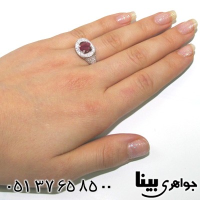 انگشتر یاقوت سرخ بیضی زنانه