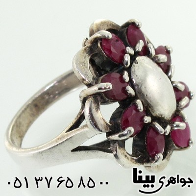 انگشتر یاقوت سرخ طرح گل درشت زنانه