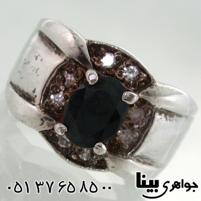 انگشتر یاقوت کبود بیضی زنانه