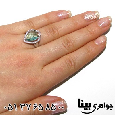 انگشتر نقره نگین سبز طرح اشکی زنانه