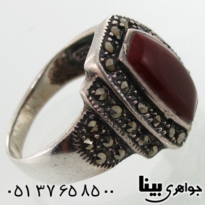 انگشتر حدید و نگین طرح عقیق پله ای زنانه