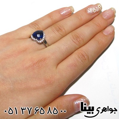 انگشتر نقره نگین آبی طرح قلبی زنانه