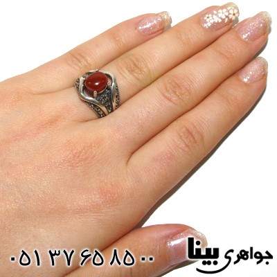 انگشتر حدید و طرح عقیق زنانه