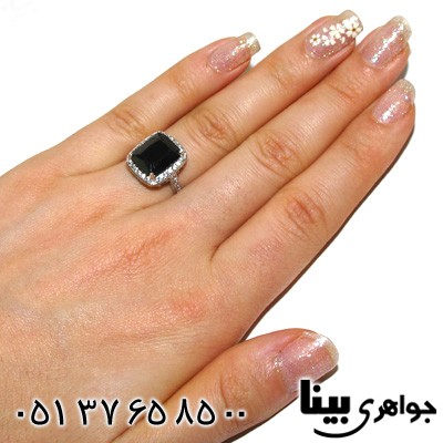 انگشتر عقیق سیاه (اونیکس) مربعی زنانه درشت