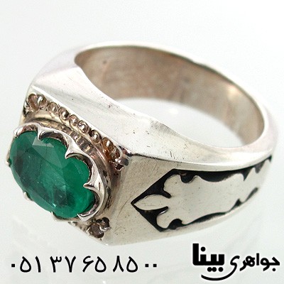 انگشتر زمرد مردانه بیضی تراش برلیانی و الماس فاخر