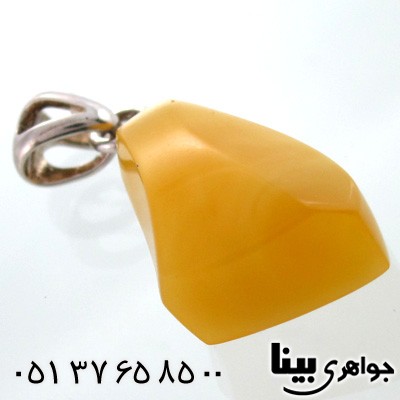 گردنبند کهربا پلندی هرمی مخصوص سنگ درمانی