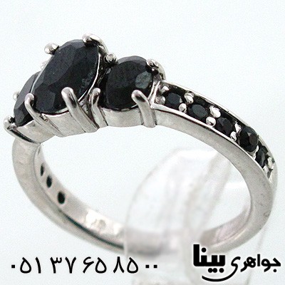 انگشتر یاقوت کبود زنانه زیبا