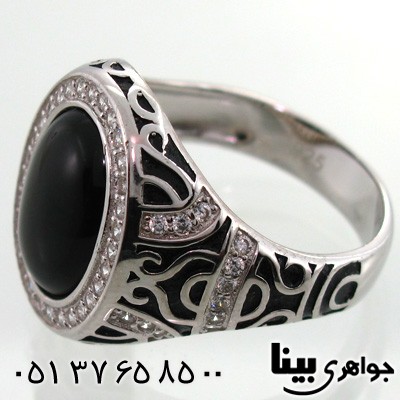 انگشتر عقیق سیاه (اونیکس) مردانه دور نگین طرح کلاسیک